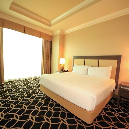 Hollywood Casino St. Louis 호텔 메릴랜드하이츠 객실 사진